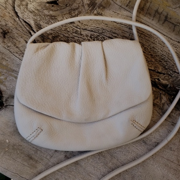 Fossil Crossbody - Picture 5 of 8